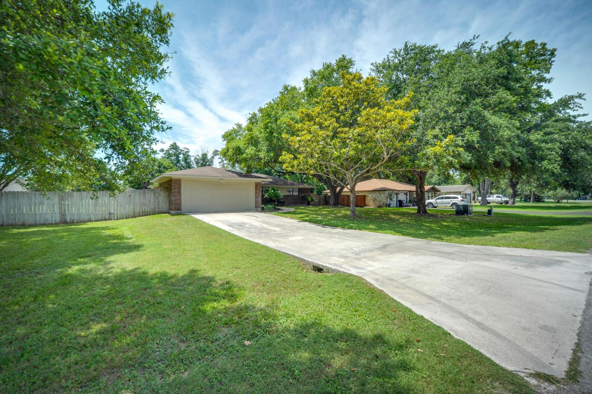 Mcqueeney Vacation Rental About 10 Mi To New Braunfels מראה חיצוני תמונה